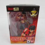 フィギュアーツZERO モンキー・D・ルフィ -ONE PIECE FILM Z 決戦服Ver.-の箱の表面。窓から本体が見える。
