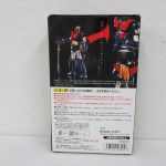 外箱の裏面。作例写真と注意書き、バーコードが入る。