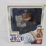 フィギュアーツZERO ジョズの外箱表面。窓越しに本体が見える。