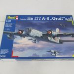 1/72 ハインケル He 177 A-6 グリフォンの外箱表面。機体の作例イラストが入る。