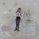 袋に入った本体と付属品一式。