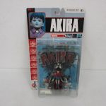 McFARLANE TOYS AKIRAのブリスターパック表面。台紙にロゴが入る。