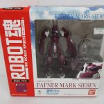 ROBOT魂＜SIDE FFN＞ファフナー・マークジーベンの外箱表面。窓から赤紫の本体が見える。