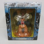 一番くじA賞のフィギュアの外箱正面。窓から本体が確認できます。