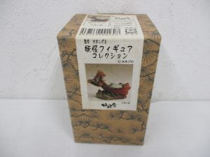 妖怪フィギュアコレクション 九尾の狐の外箱表面。ラベルに商品写真が入る。