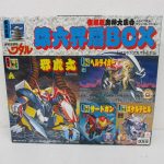 魔神英雄伝ワタル 復刻版魔神大集合 第六界層BOXの外箱表面。4体の作例写真が並ぶ。