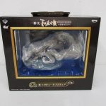 一番くじC賞のフィギュアの外箱正面。窓から本体が確認できます。