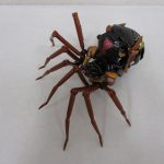 ビーストモードのクモを寄って撮影。脚の造形と塗装が分かる。