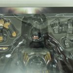 ブリスターを寄って撮影。交換用の手首と装備パーツがそろっている。