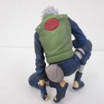 背面から見たところ。背中の意匠と装備が分かる。