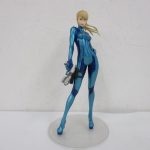 メトロイド サムス・アラン ゼロスーツver. 1/8 完成品を正面から撮影。