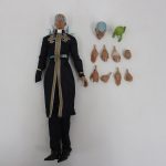 RAH エンリコ・プッチの本体と付属パーツを並べたところ。交換用の頭部と手が並ぶ。