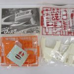 袋に入ったランナーとデカール、組立説明書を並べて撮影。説明書に 0テスター 2号 の印字があります。