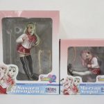 同じ出品の2箱を並べた正面。右の箱に キャストオフフィックスフィギュア まーりゃん先輩 の印字があります。