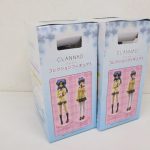 外箱の背面。2種のイラストと 藤林椋・一ノ瀬ことみ の名前が並んでいます。