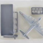 機体の裏側とスタンドのパーツ。