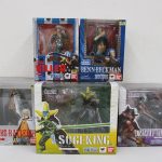 同じ出品の5箱を並べた正面。上段左のキラーの箱が本商品です。