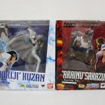 青雉クザンと、同じ出品の赤犬サカズキの2箱を並べた正面。左の箱に AOKIJI KUZAN -Battle Ver.- の印字があります。