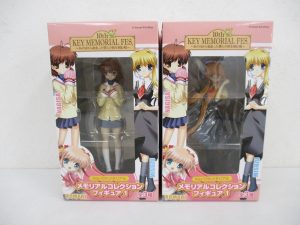 同じシリーズの2箱を並べた正面。左の箱が本商品の 古河渚 です。