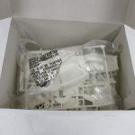 箱を開いた状態。袋入りのランナーが入っています。