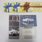 付属の冊子と封筒。THE JAGUAR XK 120 の冊子が含まれます。