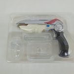 トレーに入ったブラストショット本体と付属パーツ