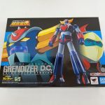 外箱の正面。『超合金魂 GRENDIZER D.C. ANIME COLOR VERSION』のロゴと機体の絵