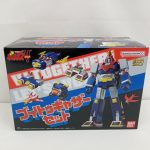 外箱の正面。『V-TOGETHER ブイトゥギャザーセット』の文字とボルテスVの絵
