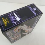 外箱の側面を斜めから写した写真