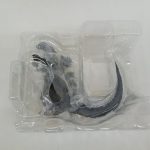 ブリスタートレーに入ったゴジラ本体と尻尾