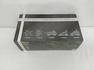 外箱の上面。『SUPER SENTAI RANGER MECHANIX2 LIMITED BOX』とメカの線画、年号