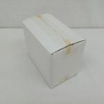 外箱の反対側を斜めから写したもの