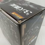 外箱の角のアップ。3式機龍のロゴ