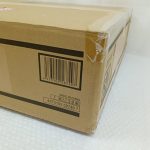 輸送箱の側面。バーコードと『MADE IN CHINA』の印字