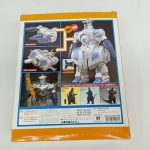外箱の裏面。変形合体の説明とシリーズ商品の写真、バーコード