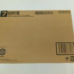 輸送箱の面。『ROBOT魂』と『TAMASHII NATION 2024』の印字とバーコード