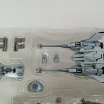 ブリスターに入ったガルーダとパーツ