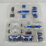 ブリスターに収まった機体のパーツ類