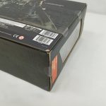 外箱の側面と裏面の角。JANコードとUPCコードのバーコード