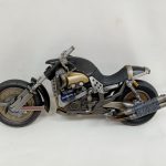 バイク『ハーディ=デイトナ』を横から写した写真