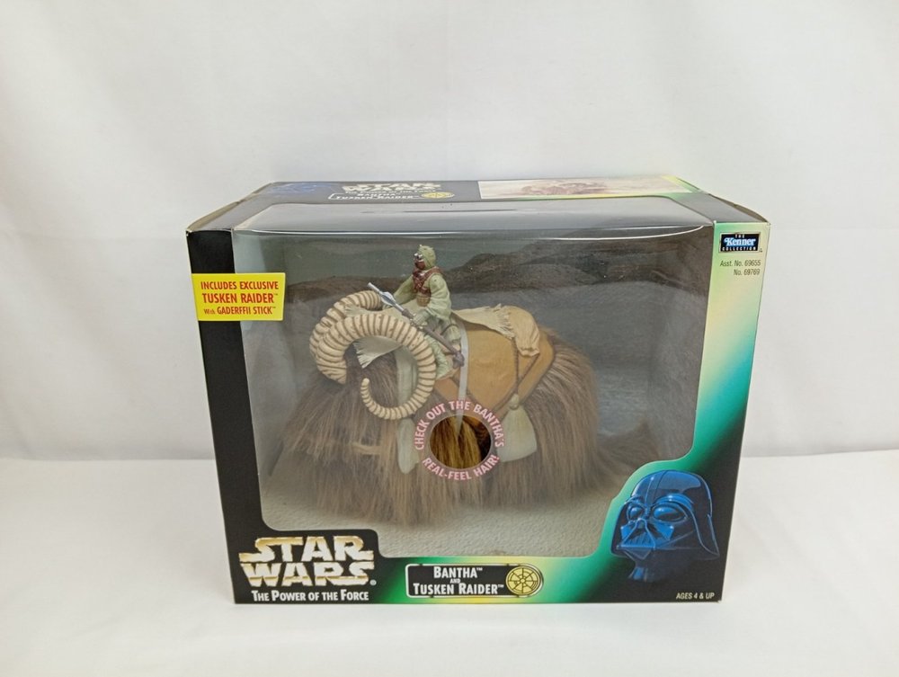 窓付きの箱の正面。STAR WARS The Power of the Force、BANTHA and TUSKEN RAIDERの印字