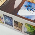 商品箱の裏面と側面を斜めから写した写真