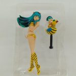 ブリスターの中のラムのフィギュアとテンのパーツのアップ