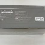 透明ケースの底面。注意書きと商品ラベル
