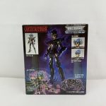 外箱の裏面。『CANCER DEATHMASK』の文字と商品の写真、説明の印刷