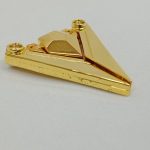 金色の装甲パーツを寄せて撮った写真。