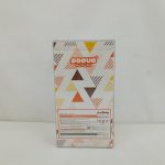 外箱の裏面。「POP UP PARADE」のロゴと三角形の模様、注意書きが印刷されています。