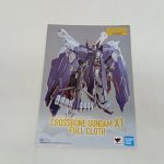 外箱の正面。「CROSSBONE GUNDAM X1 FULL CLOTH」「METAL BUILD」の表記があります。