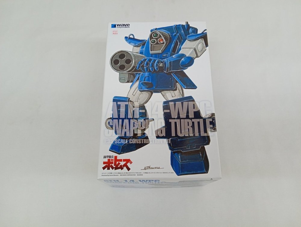 外箱の正面。青いロボットの絵と「ATH-14-WPC SNAPPING TURTLE」の文字が印刷されています。