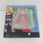 箱を斜め上から写したもの。窓の中の本体と付属品、『figma 568 Lancer/Altria Pendragon』の文字